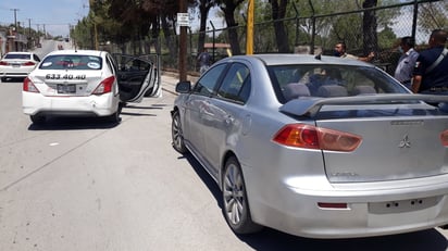 Daños menores deja choque en la colonia Barrera de Monclova