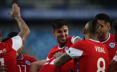 Bolivia se entrena con un ojo en el partido entre Uruguay y Chile