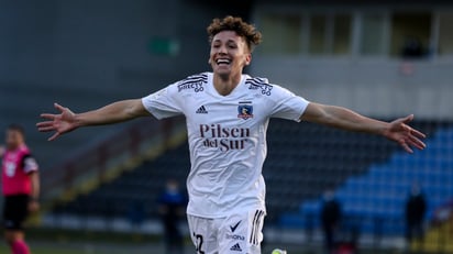 La emoción de Luciano Arriagada tras debutar con la selección chilena