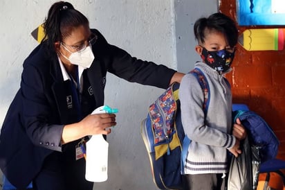 Descartan pruebas de Covid en escuelas de la CDMX