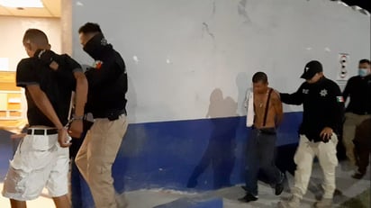 Detienen a par de amigos en Monclova