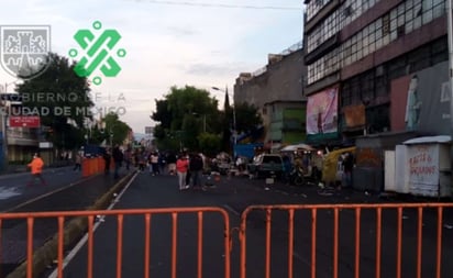 Desalojo de viviendas afecta circulación en Circunvalación de CDMX 