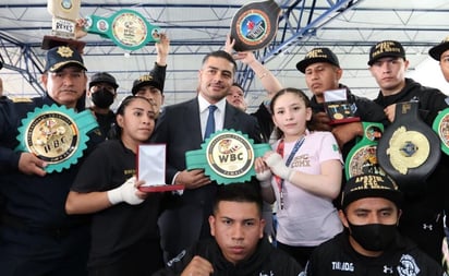 Inaugura Omar García Harfuch gimnasio y escuela de box