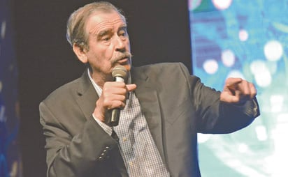 Vicente Fox pide que AMLO sea incluido en consulta popular