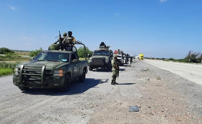 Ante violencia en carretera, militares blindan la Monterrey-Nuevo Laredo