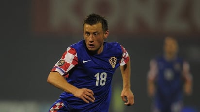 Ivica Olic: 'Busquets es como el vino; cuanto mayor es, mejor'