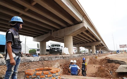 A finales de julio abrirán carril lateral del puente Pemex en SLP