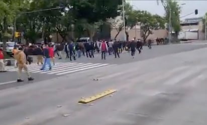 VIDEO: Un baleado y varios golpeados, saldo de trifulca en inmediaciones de la sede del PRI  