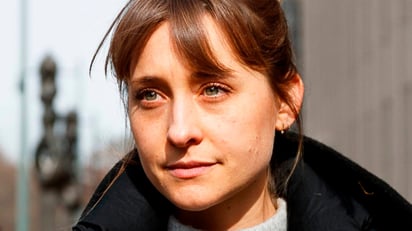 Allison Mack queda condenada a tres años de prisión por participación en la secta sexual