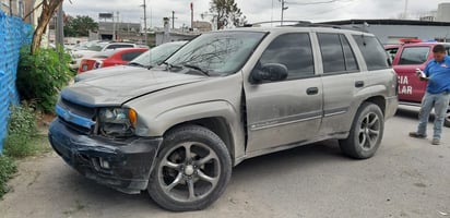 Omite alto y provoca un fuerte accidente en Monclova