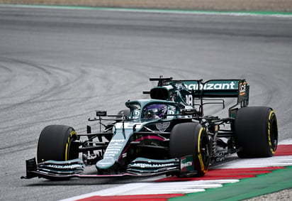 Dominó Lewis Hamilton el segundo libre; Checo Pérez, undécimo