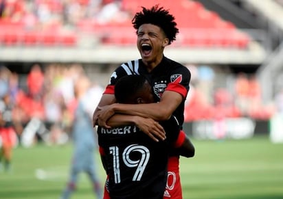 Kevin Paredes y Yamil Asad conducen goleada por 7-1 del D.C.United