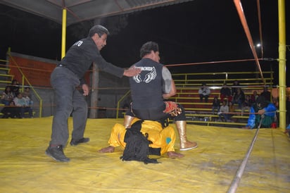 Analizan el regreso de funciones de lucha libre