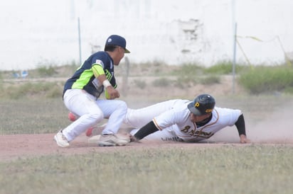 Bravos y CEUC dividen honores