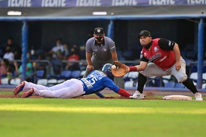 Acereros pone contra el paredón a Generales