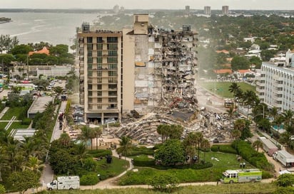 Sube a 86 el número de víctimas mortales por derrumbe de edificio en Surfside