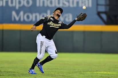 Algodoneros frena a los Acereros y empata la serie