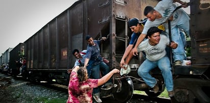 Migrantes usan el tren para llegar a Piedras Negras