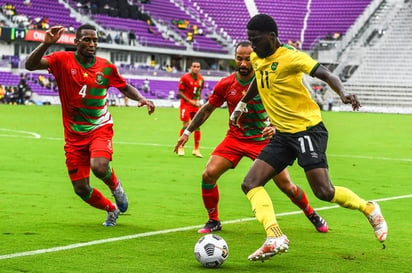 Jamaica vence a Surinam y Costa Rica golea a Guadalupe