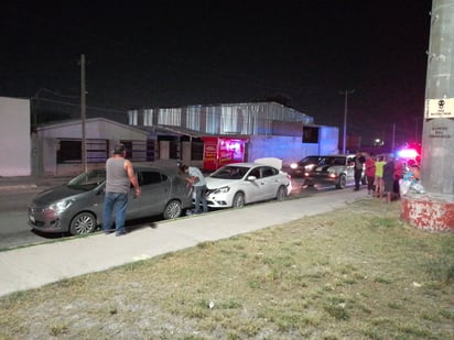 Conductor no midió distancia y provoca choque en Monclova