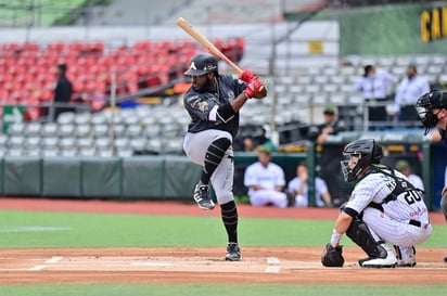 Acereros de Monclova ganaron el primer juego