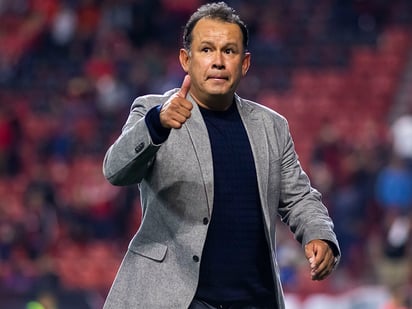 Reynoso dice que aunque fuera de forma, Cruz Azul va por título de campeones