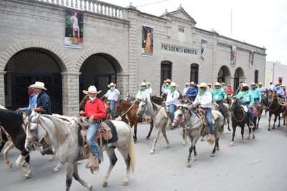 Cabalgan en honor al Santo Patrono