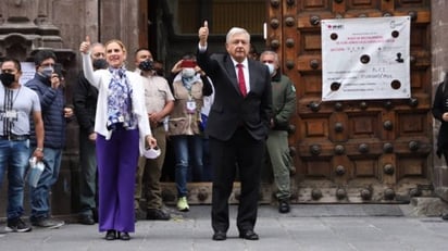 Al menos 50 personas cercanas a AMLO están incluidas en lista de Pegasus sobre espionaje