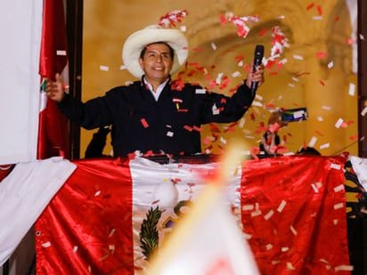 Pedro Castillo es proclamado presidente electo de Perú