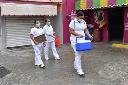 El IMSS arranca campaña de vacunación