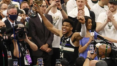 Los Bucks derrotan a Phoenix y son campeones de la NBA