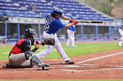 Acereros gana doble juego a Sultanes