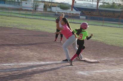 Blue Jays alcanza y le gana a Vipers