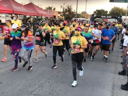 Natali Cecilia y Ulises Loza ganan carrera en Monclova