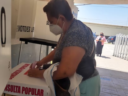 La Consulta Popular sobre ex presidentes registra importante participación en Monclova