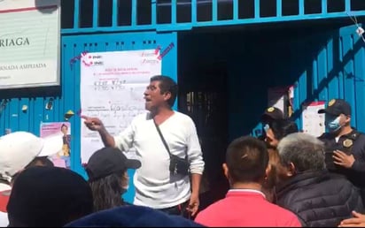 Registran acarreo de comerciantes en casilla donde podría votar AMLO