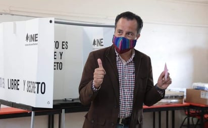 Gobernador recrimina pocas casillas para consulta popular en Veracruz