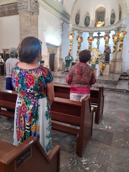 La iglesia exhortó a buscar los valores morales y espirituales