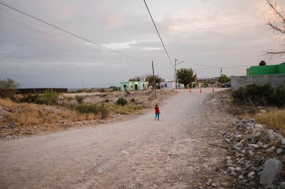 Ciudadanos de la San Miguel son beneficiados con puente