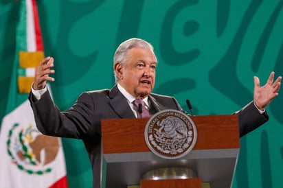 AMLO Reta a bloque conservador a participar en próxima consulta