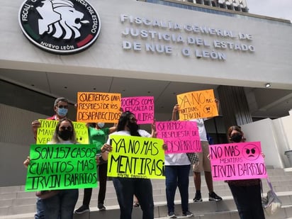 Los familiares de desaparecidos protestan frente a Fiscalía de NL