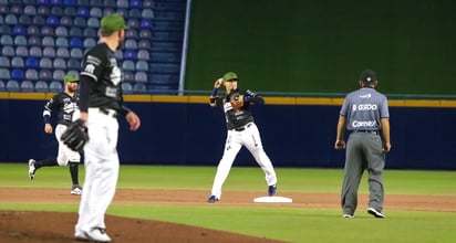 Sultanes gana el tercer juego contra Acereros