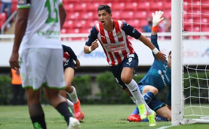 Doblete del uruguayo Gabriel Fernández da a Juárez su primer punto ante Chivas