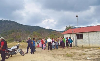 Aplican pruebas rápidas de Covid en Los Chimalapas