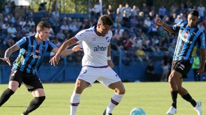 Nacional y Liverpool pierden puntos y allanan el camino de Plaza Colonia