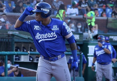 Saraperos gana para empatar la serie ante los Acereros de Monclova