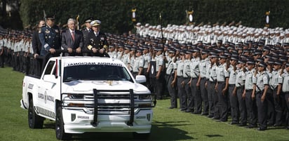 AMLO rechaza 'fantasma de la militarización' con la Guardia Nacional