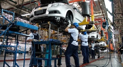 El 20% de la producción de autos  en México caen por falta de chips