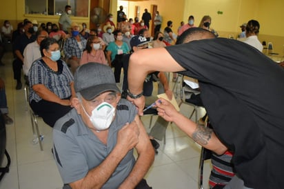 12 personas en Coahuila han fallecido pese a tener vacuna antiCOVID-19