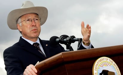 Ken Salazar fue confirmado como embajador de Estados Unidos en México